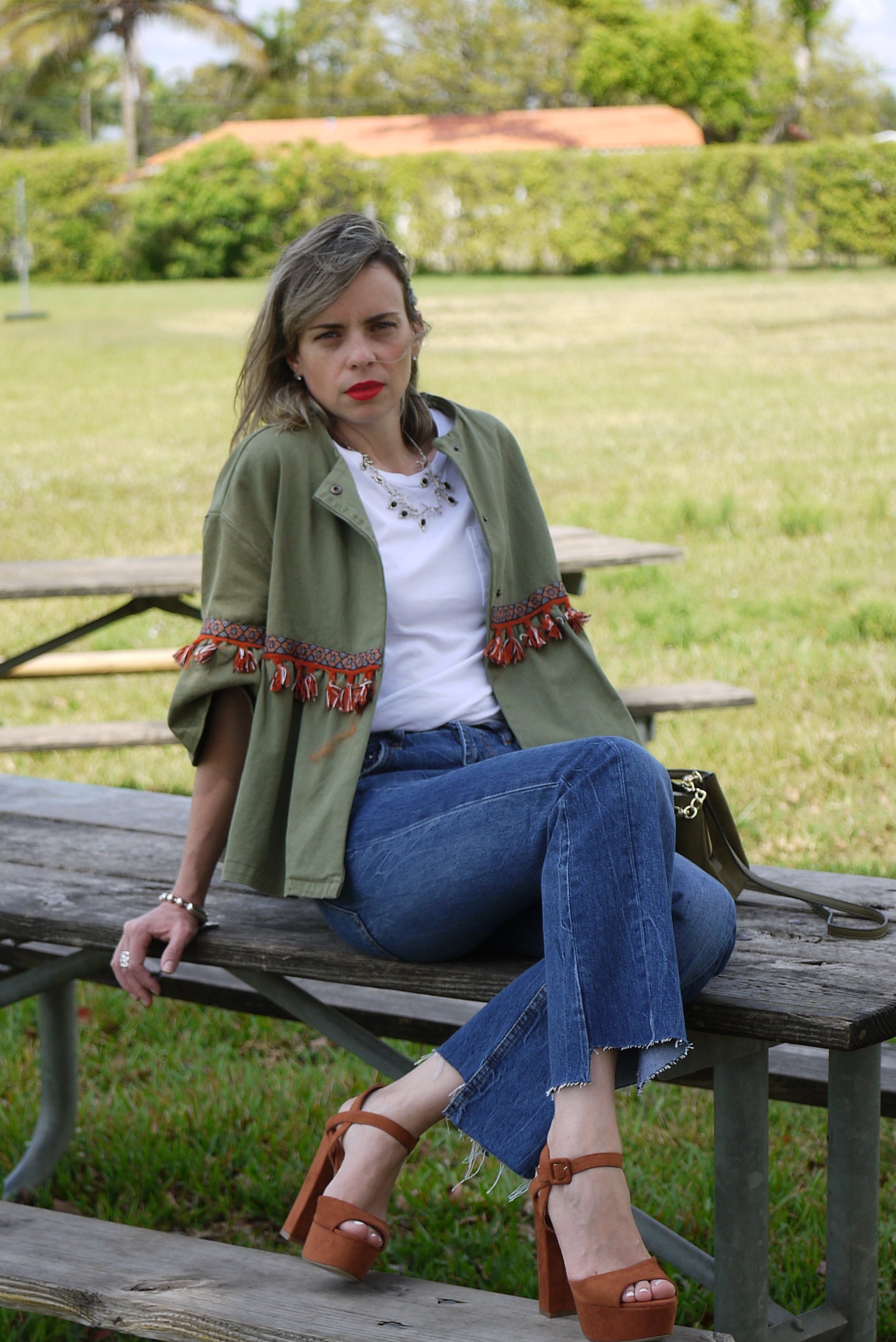Boho kaki jacket + cropped jeans + brown sandals + silver jewels by Mylovelypeople