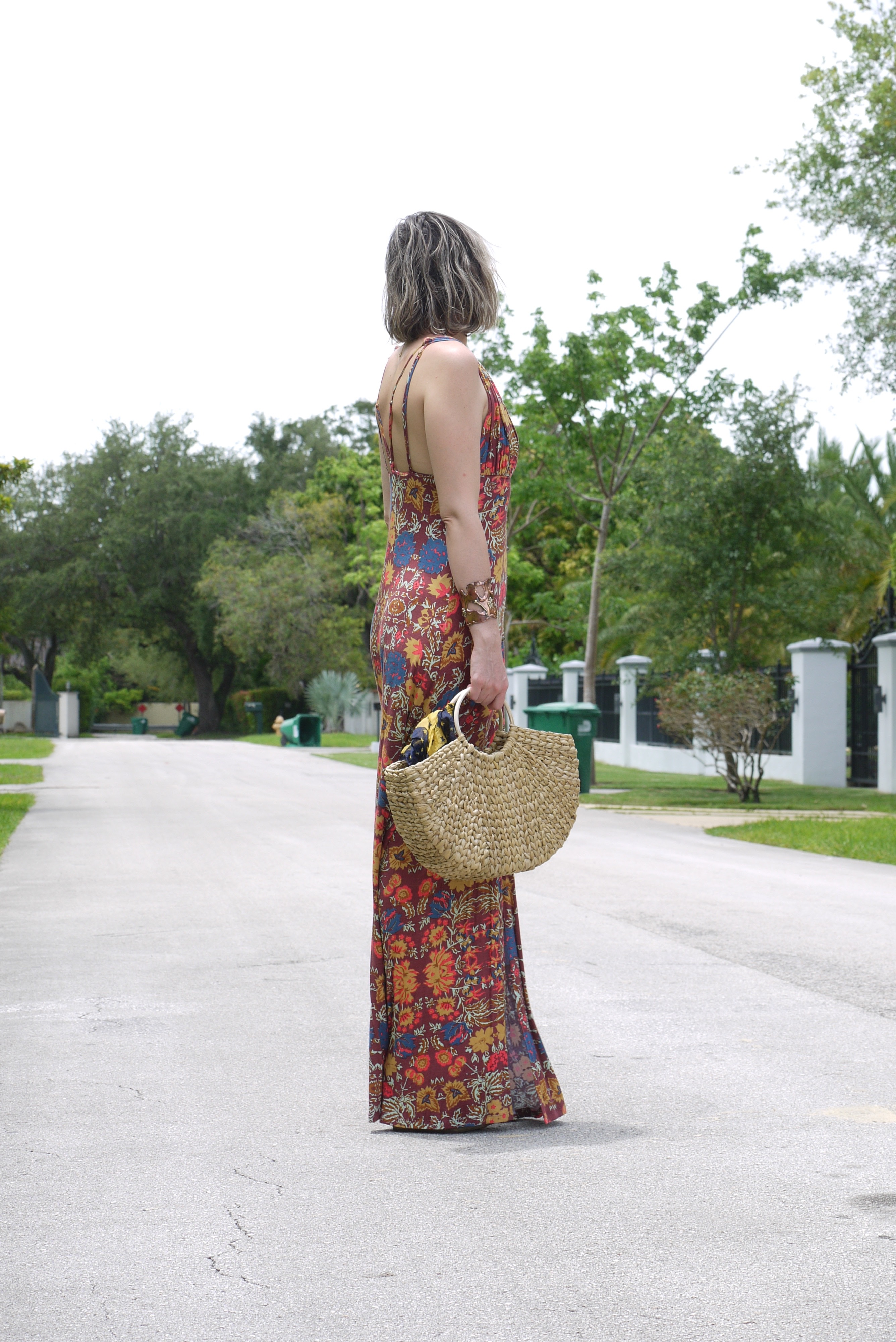 Alba Marina blogger from My lovely people blog is sharing with all of you a love story from her homeland Cuba, wearing a maxi dress from Free People
