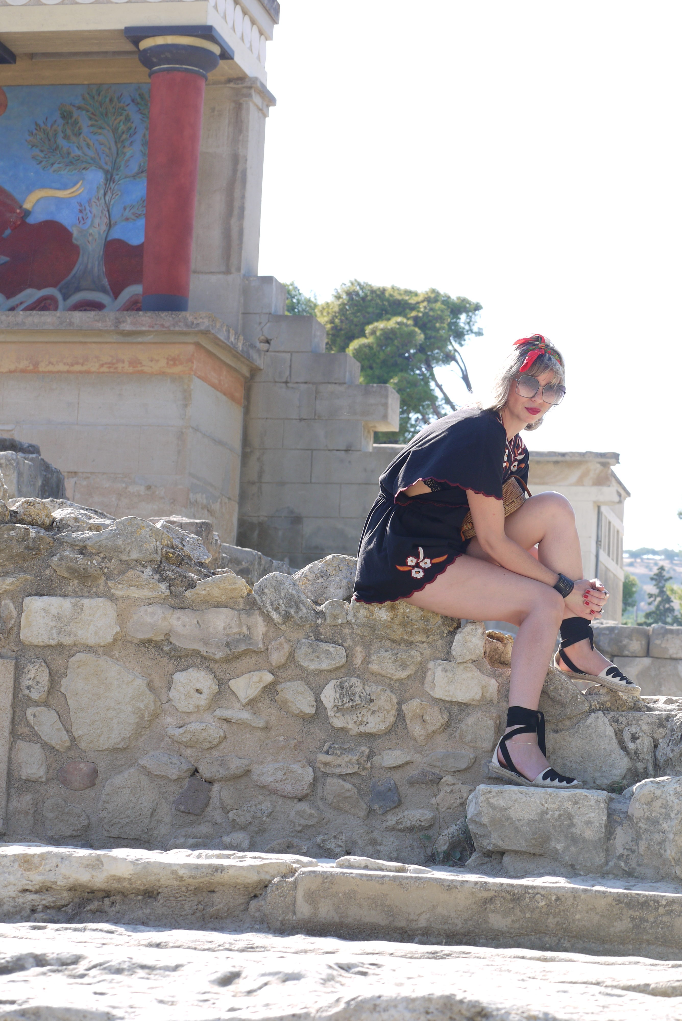 Alba Marina Otero fashion blogger from Mylovelypeople blog shares with you her recently trip to Greece and a little bit of history about Knossos Palace