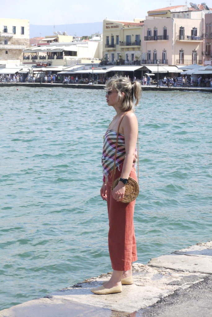 Alba Marina Otero fashion blogger from Mylovelypeople blog shares with you how to style a retro cotton twil pants with a scarf as a top for summer........