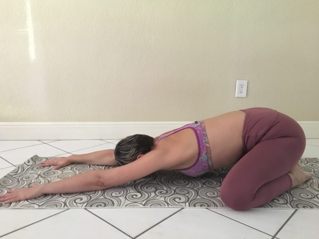 Alba Marina Otero fashion blogger from Mylovelypeople blog shares the benefits of practice restorative yoga